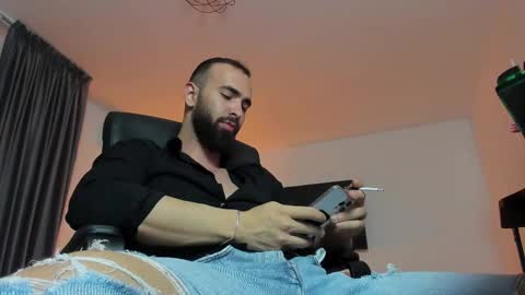 MichaelEvansx online show from 02.20.25