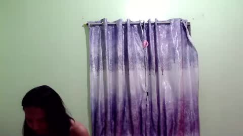 My name is Kel 18. 53 short and petite... online show from 12.19.24