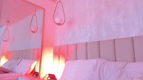 Snapshot of michaelwalkerr chatting on 02.13.25 Michael Walkerr online show from 02.13.25