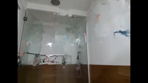 Snapshot of michbird chatting on 12.11.24 michbird online show from 12.11.24