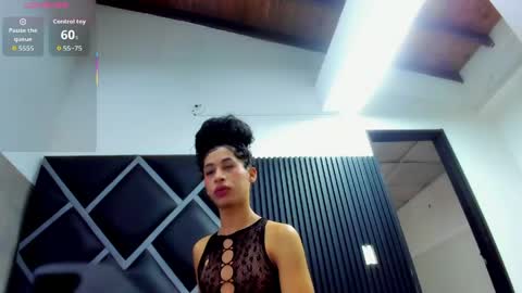 Snapshot of michel_floress chatting on 04.28.26 michel_floress online show from 04.28.26