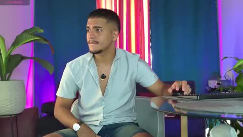 michel g22 online show from 09.17.25