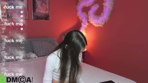 Snapshot of michele_mack chatting on 09.30.25 michele_mack online show from 09.30.25