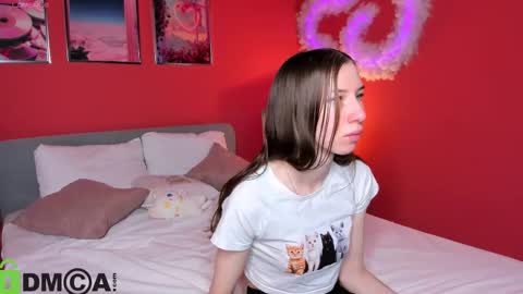 Snapshot of michele_mack chatting on 10.06.25 michele_mack online show from 10.06.25