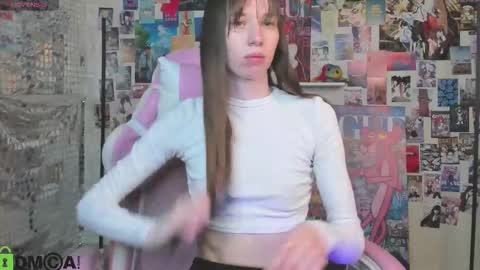 Snapshot of michele_mack chatting on 11.18.25 michele_mack online show from 11.18.25