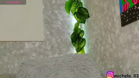 Snapshot of michele_rooss00 chatting on 11.29.25 melannie follow my new page online show from 11.29.25