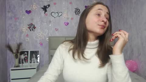 Snapshot of michellee11 chatting on 02.07.25 Michel online show from 02.07.25