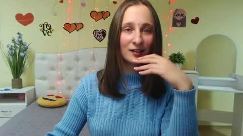 Snapshot of michellee11 chatting on 02.17.25 Michel online show from 02.17.25