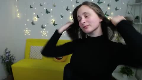 Snapshot of michellee11 chatting on 03.01.26 Michel online show from 03.01.26