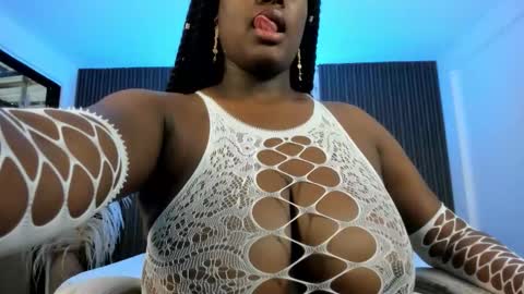 michellepreston_ online show from 02.13.26