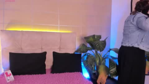 Snapshot of michonne_09 chatting on 11.10.25 michonne_09 online show from 11.10.25