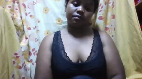 michou61 online show from 11.18.25