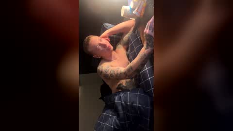 Snapshot of mickeymag52 chatting on 02.21.26 mickey online show from 02.21.26