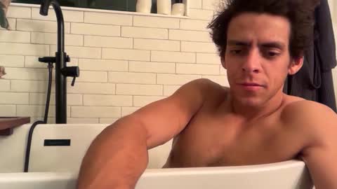 Snapshot of micomoney chatting on 11.28.25 micomoney online show from 11.28.25