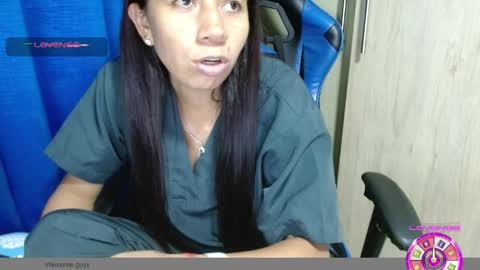 Snapshot of miculohot chatting on 03.29.26 vanesa sexy online show from 03.29.26