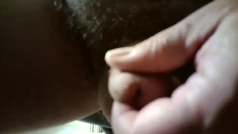 Snapshot of midlomale chatting on 10.14.25 midlomale online show from 10.14.25