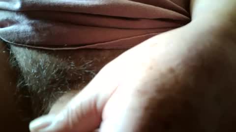 Snapshot of midlomale chatting on 10.23.25 midlomale online show from 10.23.25