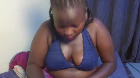 midnight_curves online show from 04.12.26