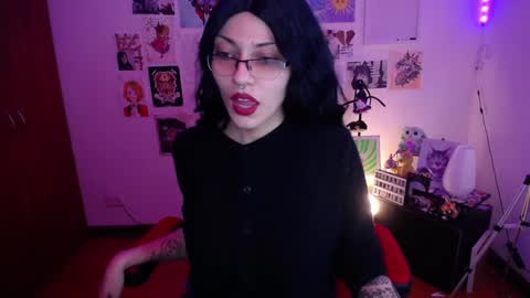 Pola  INDEPENDENT MODEL online show from 12.07.24