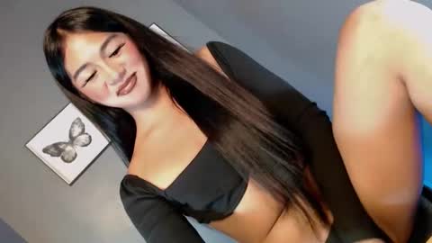 Call me Yhana online show from 05.06.26