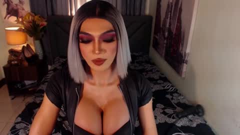 KATE online show from 01.13.25