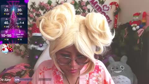 Snapshot of midoriquinn chatting on 12.14.24 Midori 7u7 online show from 12.14.24