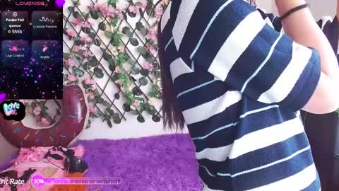 Snapshot of midoriquinn chatting on 01.25.25 Midori 7u7 online show from 01.25.25