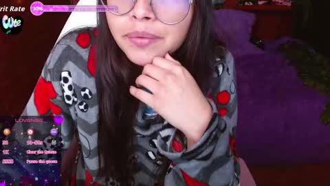 Snapshot of midoriquinn chatting on 09.29.25 Midori 7u7 online show from 09.29.25