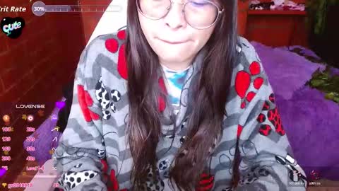 Snapshot of midoriquinn chatting on 10.02.25 Midori 7u7 online show from 10.02.25