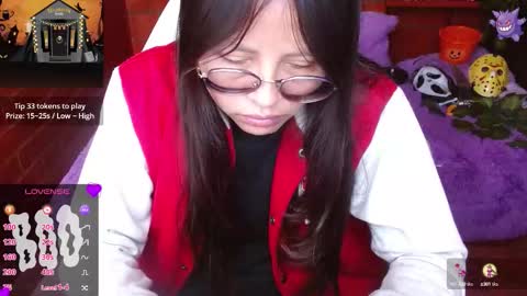 Snapshot of midoriquinn chatting on 10.08.25 Midori 7u7 online show from 10.08.25