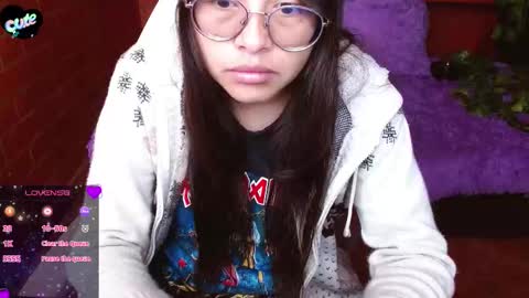 Snapshot of midoriquinn chatting on 11.13.25 Midori 7u7 online show from 11.13.25