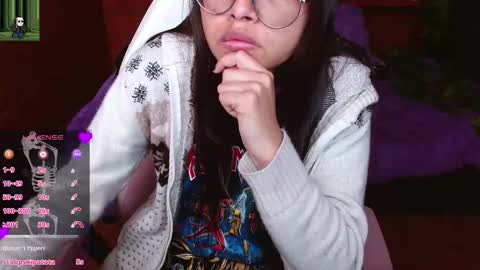 Snapshot of midoriquinn chatting on 11.14.25 Midori 7u7 online show from 11.14.25