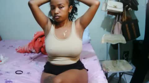 miel_07 online show from 02.10.26