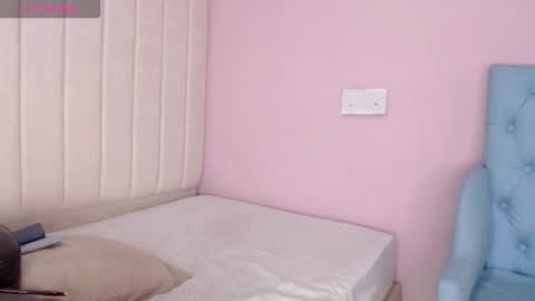 miel online show from 11.30.25