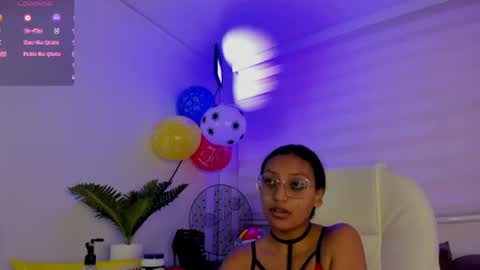 Snapshot of miel_ambar chatting on 06.27.26 miel_ambar online show from 06.27.26