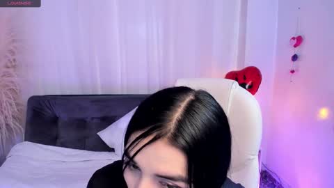 miel_gomez online show from 02.25.25