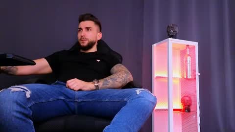 MightyAaron online show from 02.17.25