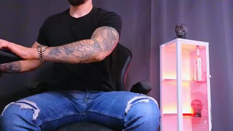 MightyAaron online show from 02.19.25