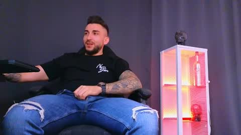 MightyAaron online show from 02.22.25