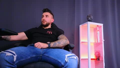 MightyAaron online show from 02.26.25