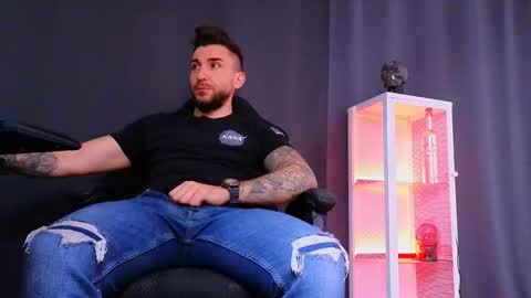 MightyAaron online show from 02.28.25