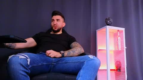 MightyAaron online show from 03.01.25