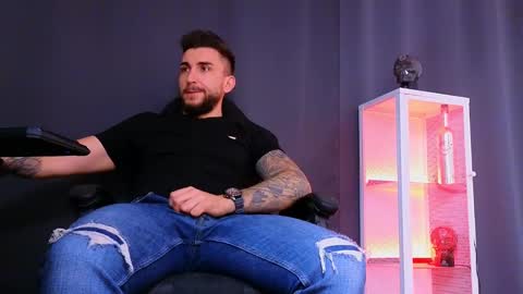 MightyAaron online show from 03.04.25