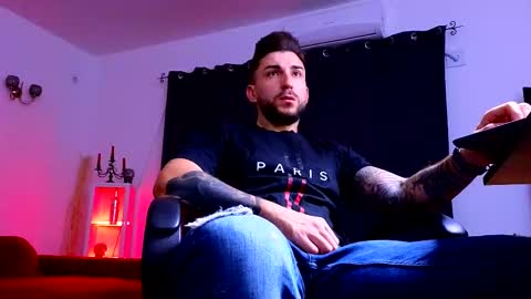 MightyAaron online show from 10.02.25