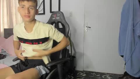 Miguel Hernandez online show from 01.24.25