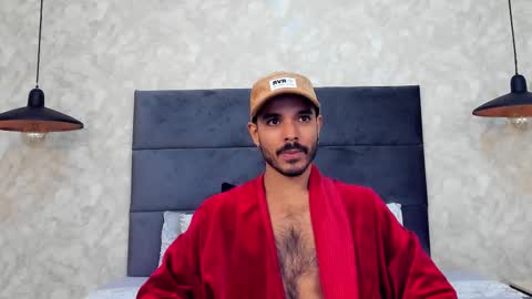 Snapshot of miguelsanfrancisco chatting on 11.16.25 miguelsanfrancisco online show from 11.16.25