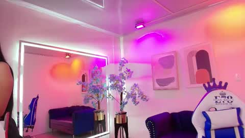 Miia  online show from 03.16.26