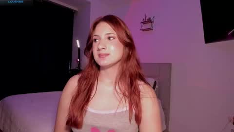 Mia Jhones online show from 03.05.26