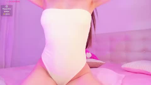 Snapshot of miia_rose12 chatting on 07.18.26 miia_rose12 online show from 07.18.26