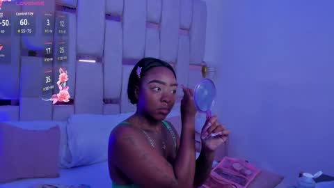 Miia Schwarz  online show from 02.13.26